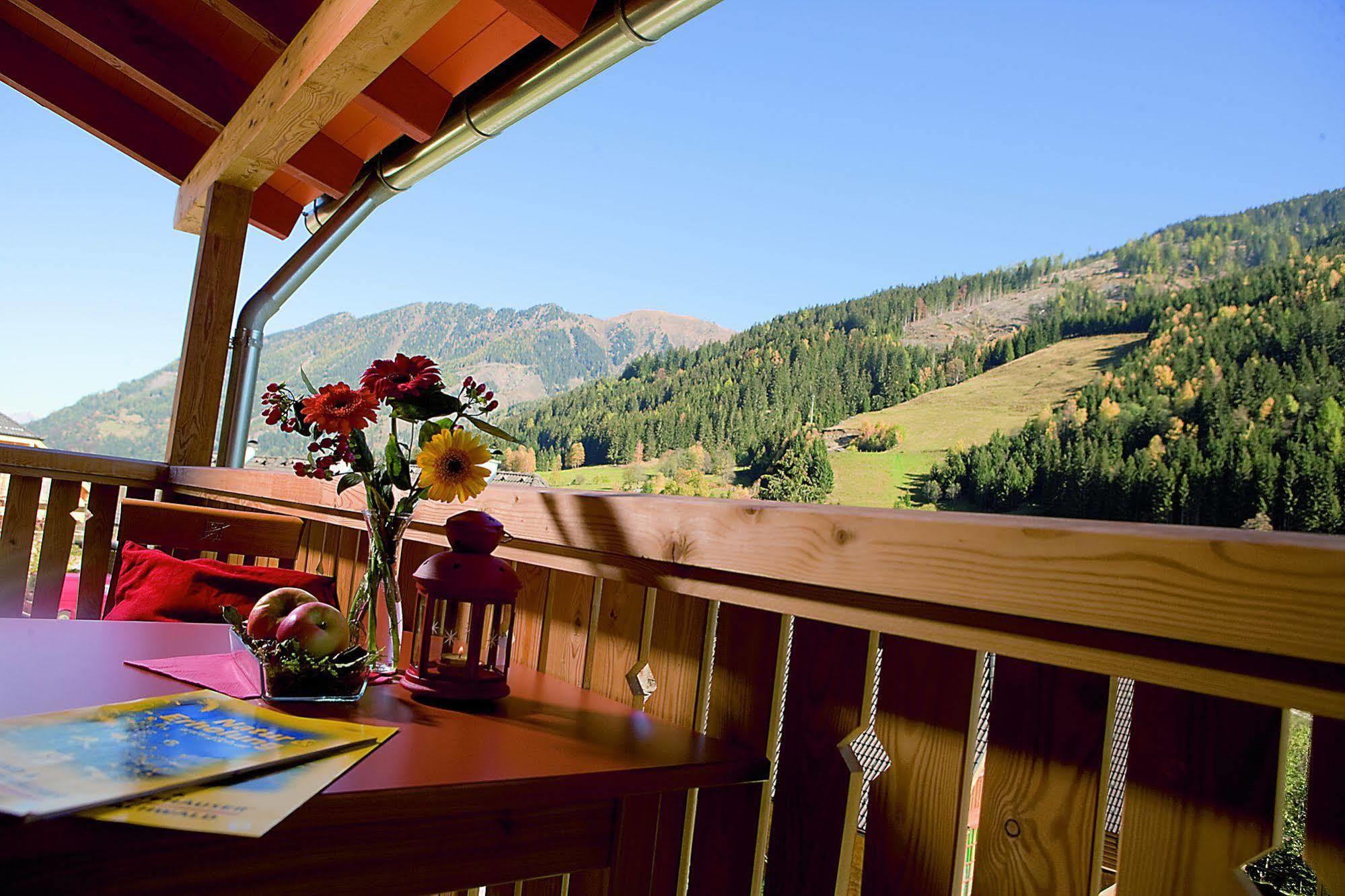 Jufa Hotel 3*